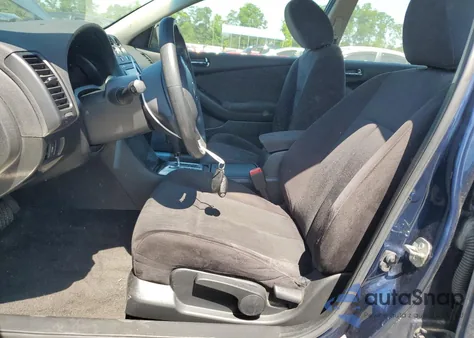 2011 Nissan Altima Base z USA, uszkodzony, nr VIN 1N4AL2APXBC107552